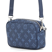 将图像加载到图库查看器中，LOUIS VUITTON Trocadero Wearable Wallet OceanBlueM26826 Monogram・Heritage
