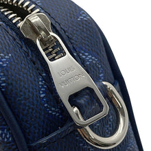 将图像加载到图库查看器中，LOUIS VUITTON Trocadero Wearable Wallet OceanBlueM26826 Monogram・Heritage
