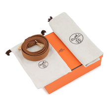 将图像加载到图库查看器中，HERMES Evelyne Long Gold Taurillon Clemence Size TPM
