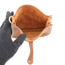 Load image into Gallery viewer, HERMES Evelyne Long Amazon Gold Taurillon Clemence Size TPM
