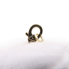 将图像加载到图库查看器中，Van Cleef &amp; Arpels Vintage Alhambra PendantVCARA45300 18K Yellow Gold
