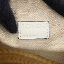将图像加载到图库查看器中，LOEWE Drawstring bucket bag Natural/WhiteA223222X01 2163 Palm Leaf Leather Size Mini
