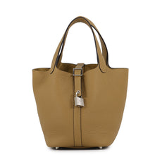 将图像加载到图库查看器中，HERMES Picotin Lock Dune Taurillon Clemence Size PM

