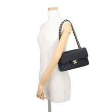 将图像加载到图库查看器中，CHANEL Matelasse W-Flap W-Chain Shoulder Bag BlackA01113 Caviar Leather Size 23
