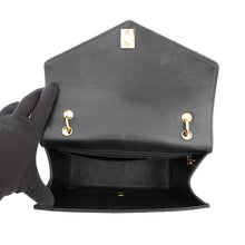 将图像加载到图库查看器中，CHANEL V-flap handbag Black Caviar Leather
