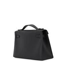 将图像加载到图库查看器中，HERMES PochetteKelly Black Swift Leather
