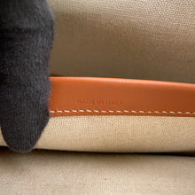 将图像加载到图库查看器中，CELINE Triomphe Cabatice Tote Natural/Tan196762FNZ.02NT Canvas Leather Size Large
