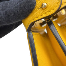 将图像加载到图库查看器中，FENDI Peekaboo Icy You Yellow8BN335 Leather Size Petit
