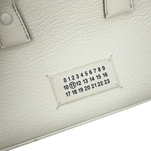 将图像加载到图库查看器中，Maison Margiela Maison Margiela 5AC Drawstring Bag WhiteSB3WD0005P4348H0157 Leather Canvas Size Mini
