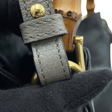 将图像加载到图库查看器中，GUCCI Diana Handbag Black/Gray746124 Calf Leather Size Medium

