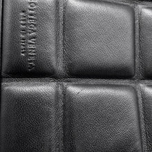将图像加载到图库查看器中，Bottega Veneta Padded Halfmoon Black593165 Leather Size Mini
