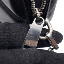 将图像加载到图库查看器中，Bottega Veneta Padded Halfmoon Black593165 Leather Size Mini
