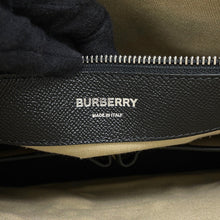 Load image into Gallery viewer, BURBERRY Ainsworth 2-Way Briefcase Black8014265 Calf Grain Leather

