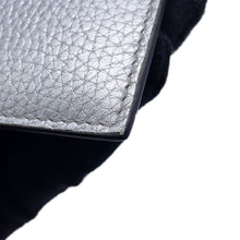 将图像加载到图库查看器中，Valentino Garavani Studded Coin Purse Silver Leather

