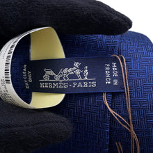 将图像加载到图库查看器中，HERMES Silk necktie, 8 cm, H-trefle MarineH659448T Silk100%
