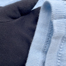 将图像加载到图库查看器中，HERMES Sleeveless knit top with "Lancegne du Sellier" motif. Size 40 Light BlueH6H2664D60234 Cashmere
