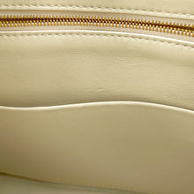 Load image into Gallery viewer, Bottega Veneta Andiamo 2-way Bag Sea Salt / Natural827478V5GX19293 Raffia Lambskin Size Small

