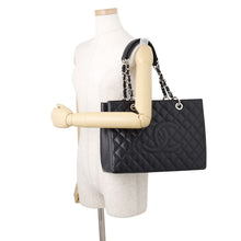 将图像加载到图库查看器中，CHANEL GSTTote Bag BlackA50995 Caviar Leather
