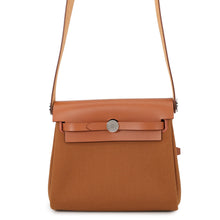 将图像加载到图库查看器中，HERMES Herbag zip Fauve Toile Military Vache Hunter Leather Size Mini
