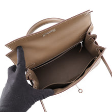 将图像加载到图库查看器中，HERMES Kelly Sellier Etoupe Epsom Size 28
