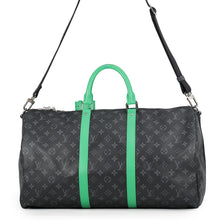 Load image into Gallery viewer, LOUIS VUITTON Keepall・ Bandouliere Noir/BambooGreenM26434 Monogram Eclipse Size 50
