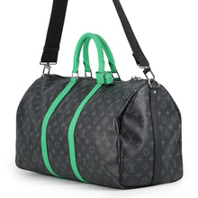Load image into Gallery viewer, LOUIS VUITTON Keepall・ Bandouliere Noir/BambooGreenM26434 Monogram Eclipse Size 50

