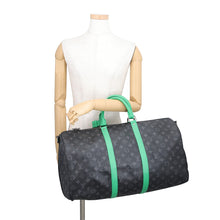 Load image into Gallery viewer, LOUIS VUITTON Keepall・ Bandouliere Noir/BambooGreenM26434 Monogram Eclipse Size 50
