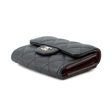 将图像加载到图库查看器中，CHANEL Matelasse Timeless Classics Tri-fold Wallet Small Flap Wallet BlackAP0229 Caviar Leather

