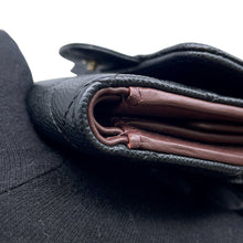 将图像加载到图库查看器中，CHANEL Matelasse Timeless Classics Tri-fold Wallet Small Flap Wallet BlackAP0229 Caviar Leather
