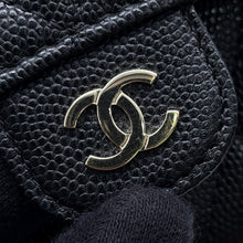 将图像加载到图库查看器中，CHANEL Matelasse Timeless Classics Tri-fold Wallet Small Flap Wallet BlackAP0229 Caviar Leather
