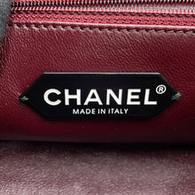 将图像加载到图库查看器中，CHANEL 2.55 Reissue Hanger Shoulder Bag 2016 Limited Edition Shoulder Bag 2016 Limited Edition Black Lambskin Size Small
