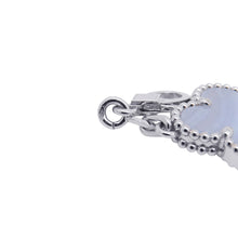 将图像加载到图库查看器中，Van Cleef &amp; Arpels Vintage Alhambra Bracelet 5 motifsVCARD34700 18K White Gold

