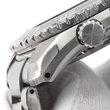 Load image into Gallery viewer, SEIKO Prospex Divers 1968 Heritage GMT W42mm Stainless Steel Green DialSBEJ009
