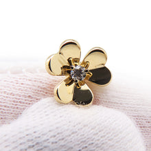 Load image into Gallery viewer, Van Cleef &amp; Arpels Frivole Pendant Size MiniVCARP0J100 18K Yellow Gold
