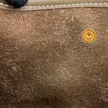Load image into Gallery viewer, HERMES Evelyne Amazon Short Sangle Caval Etoupe Taurillon Clemence Size TPM
