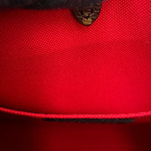 Load image into Gallery viewer, LOUIS VUITTON Onthego Red/BrownM46839 Monogram Reverse Canvas Size BB
