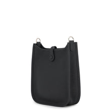 Load image into Gallery viewer, HERMES Evelyne Amazon Short Sangle Caval Black Taurillon Clemence Size TPM
