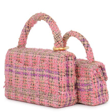 将图像加载到图库查看器中，CHANEL Matelasse parent and child Bag Pink Tweed
