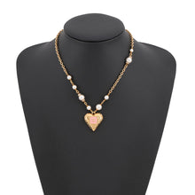 将图像加载到图库查看器中，CHANEL CC Logo Heart Necklace Gold Gold Plated Faux Pearl Rhinestone
