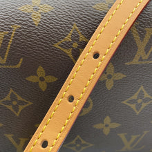 Load image into Gallery viewer, LOUIS VUITTON side trunk BrownM46815 Monogram Size PM
