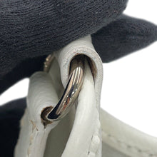 将图像加载到图库查看器中，HERMES Vespa White Epsom Size TPM
