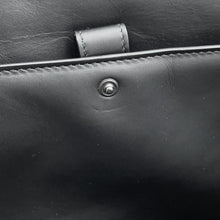 Load image into Gallery viewer, Bottega Veneta Clutch Bag Black Leather
