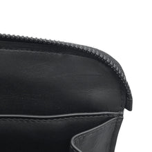 Load image into Gallery viewer, Bottega Veneta Clutch Bag Black Leather
