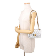 将图像加载到图库查看器中，CHANEL Mini flap Bag SilverMetalicAS4797 Calf Leather
