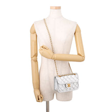将图像加载到图库查看器中，CHANEL Mini flap Bag SilverMetalicAS4797 Calf Leather
