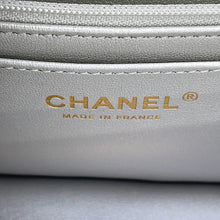 将图像加载到图库查看器中，CHANEL Mini flap Bag SilverMetalicAS4797 Calf Leather
