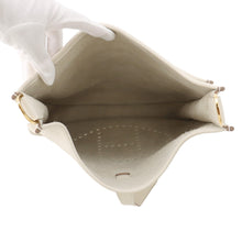Load image into Gallery viewer, HERMES Evelyne3 Craie Taurillon Clemence Size PM
