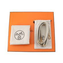 Load image into Gallery viewer, HERMES Evelyne3 Craie Taurillon Clemence Size PM
