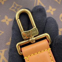 Load image into Gallery viewer, LOUIS VUITTON side trunk BrownM46358 Monogram Size MM
