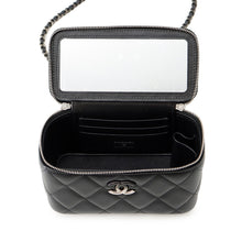 将图像加载到图库查看器中，CHANEL Matelasse Coco Gradation Vanity Shoulder Bag BlackAP3697 Lambskin

